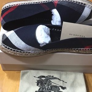 NEW BURBERRY Women Hodgeson Check Espadrille Flat